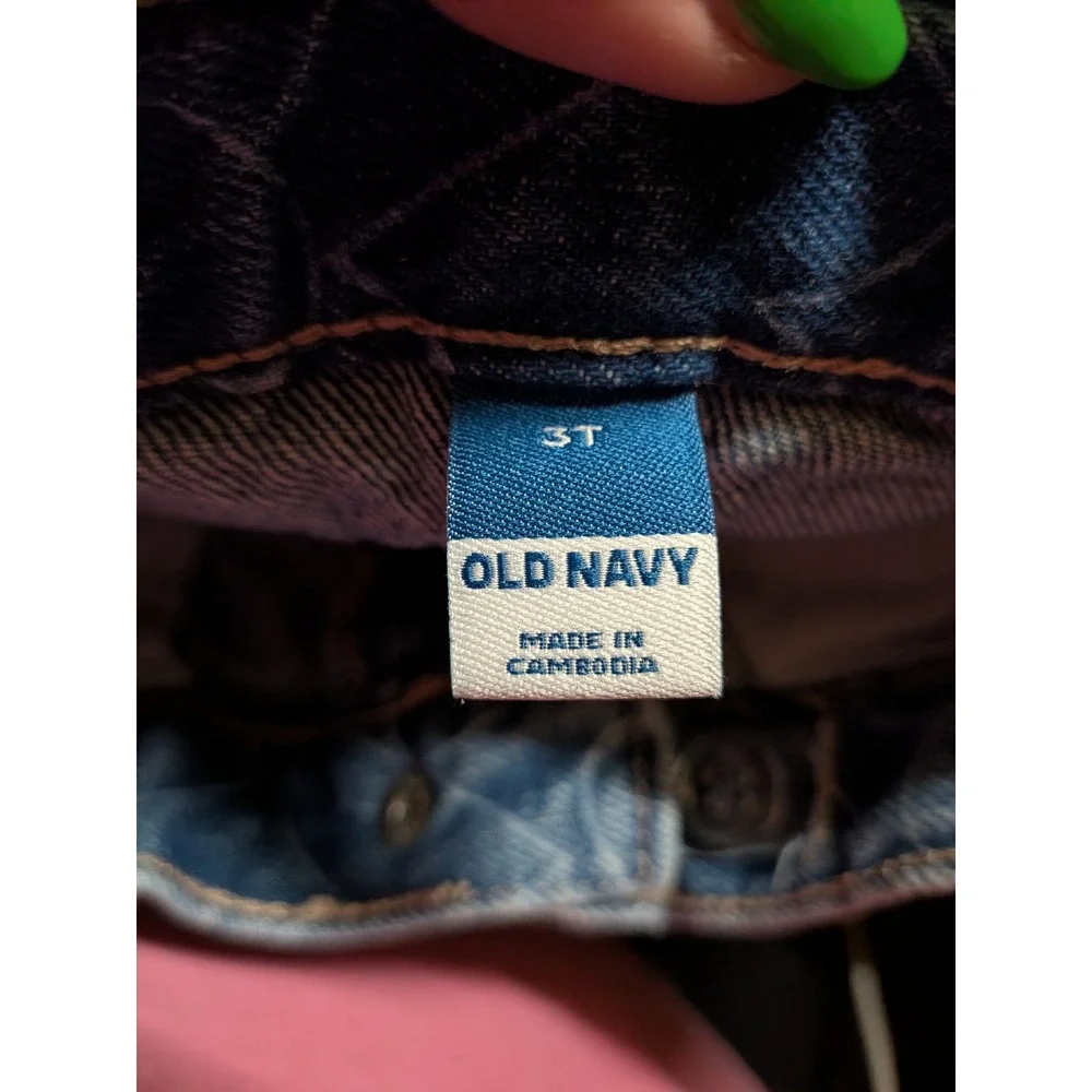 Old Navy Toddler Girls Heart Print Denim Shorts Medium Wash Blue Raw Hem 3T